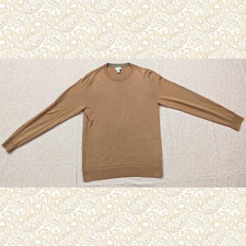 Old Navy Tan Crew-Neck Sweater Medium